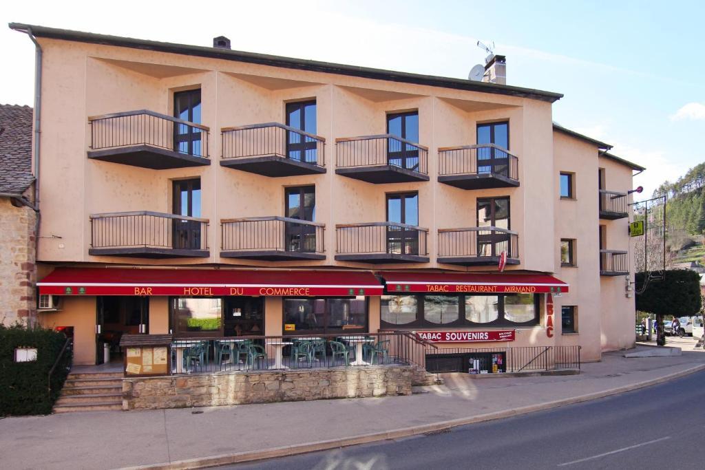 Logis Hotel Restaurant Du Commerce La Canourgue Zewnętrze zdjęcie